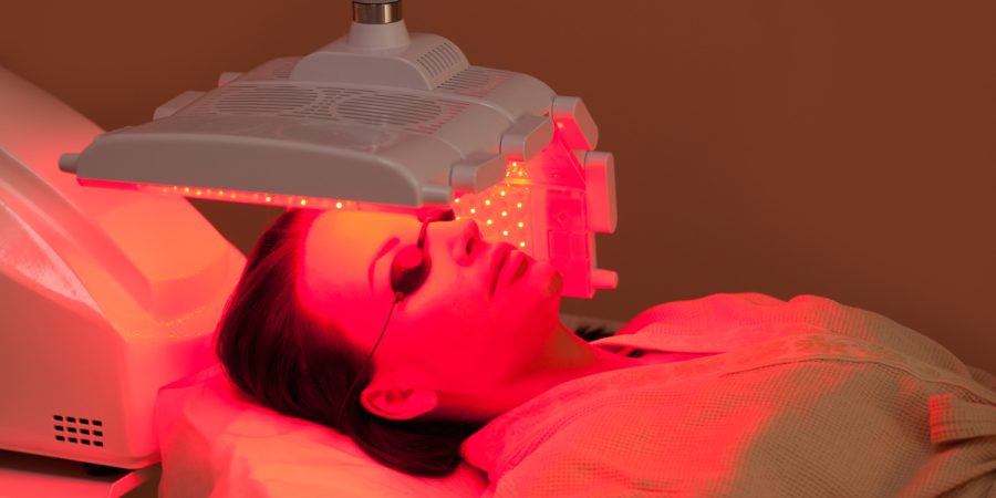 Vetenskapen bakom rödljusterapi för huden
